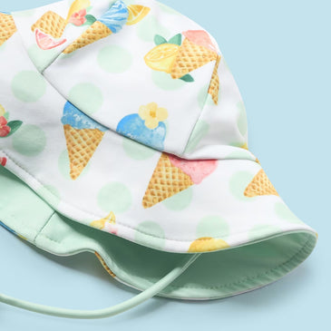 Bañador rayas con gorro niña