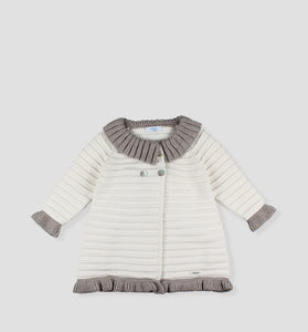 Abrigo de cuello volante