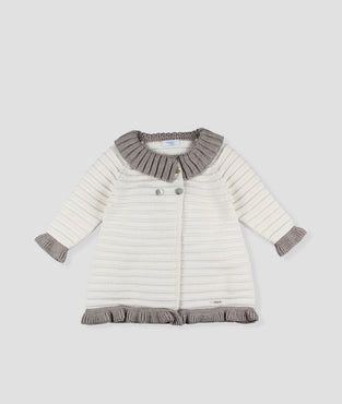 Abrigo de cuello volante