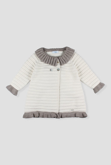 Abrigo de cuello volante