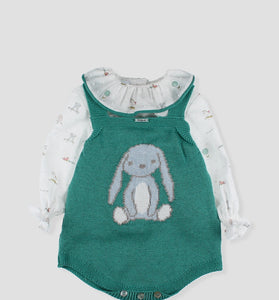 Conjunto de ranita y camisa de conejito niña